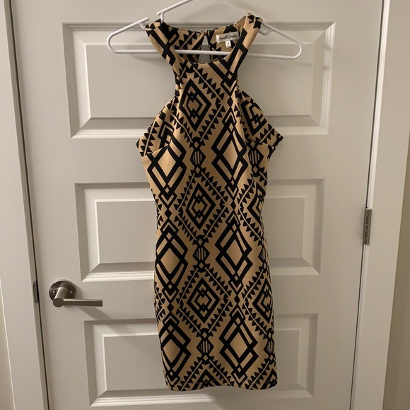 Patterned, black a tan dress - Picture 1 of 4